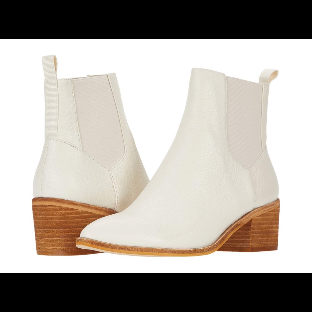 Chinese Laundry Filip Ankle Boot in Ecru Leather